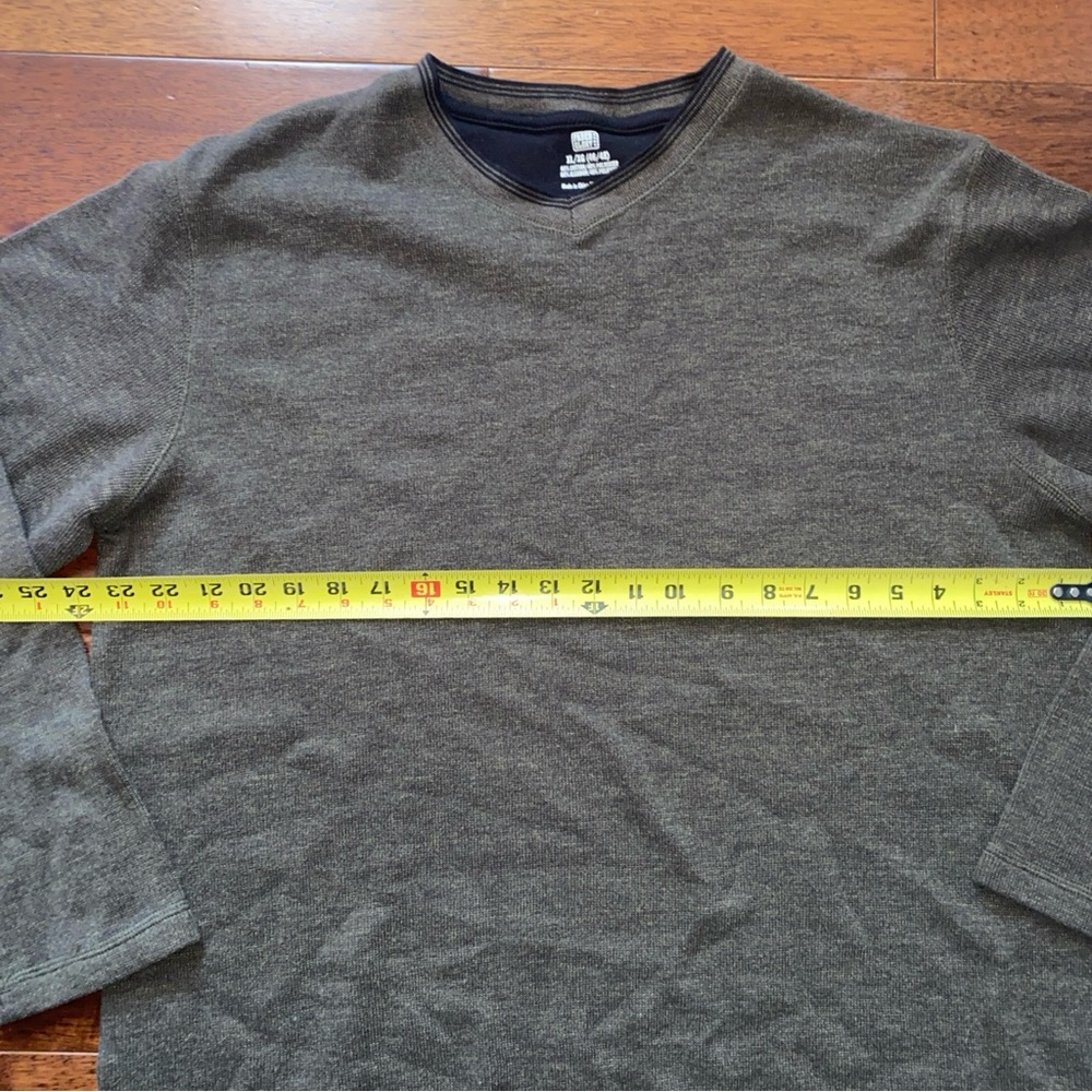 Faded Glory Men's Forest Green V-Neck Sweater - Picture 3 of 5